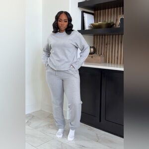 Women's Gray Sweatpants and Sweatshirt Set